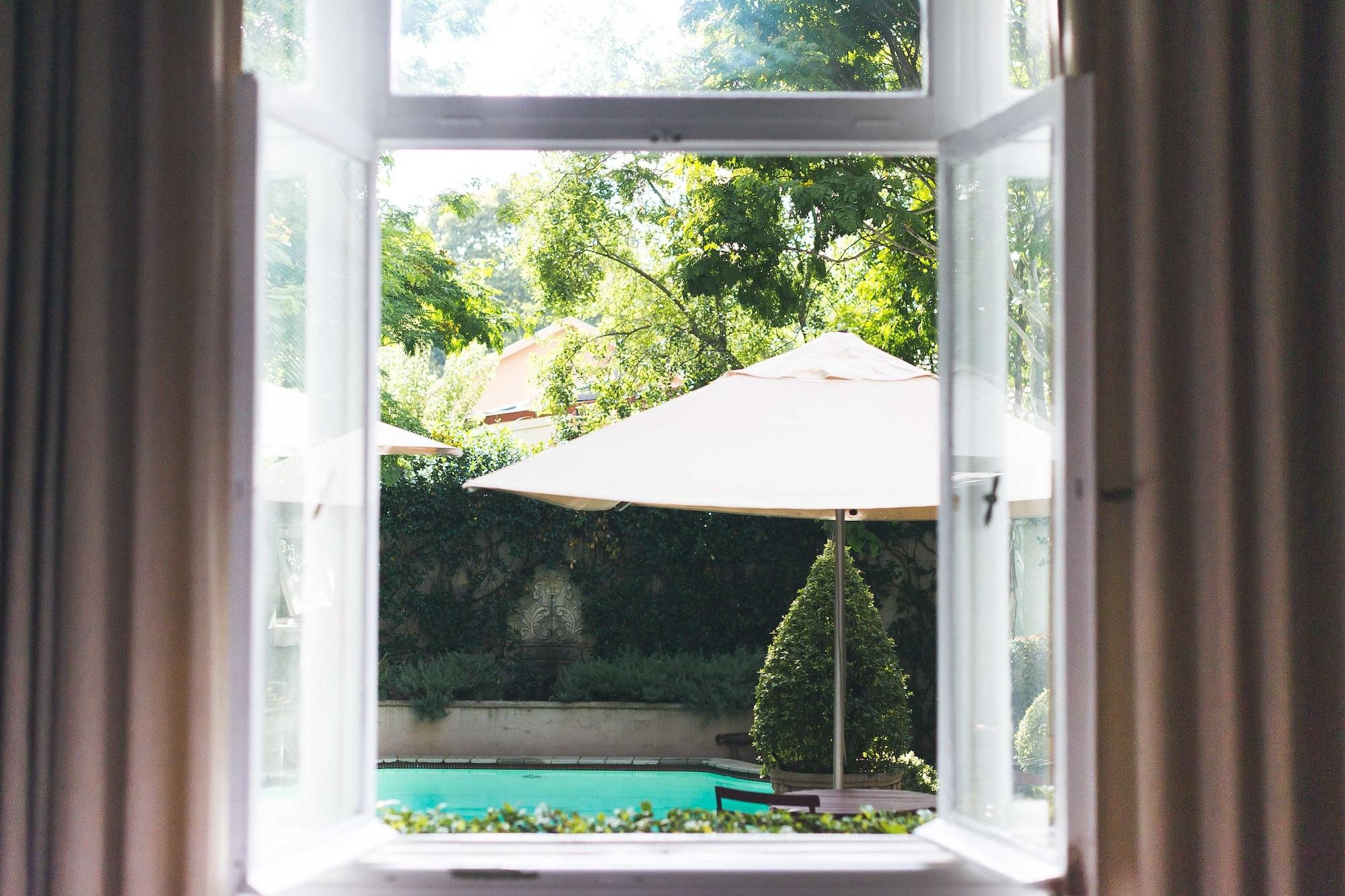 Osborne House Hotel Претория Екстериор снимка