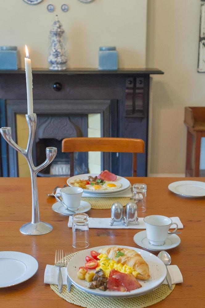 Osborne House Hotel Претория Екстериор снимка