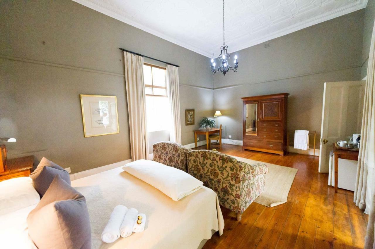 Osborne House Hotel Претория Екстериор снимка